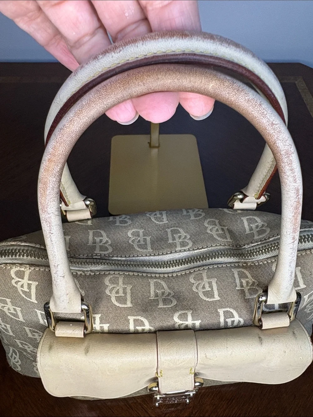 Dooney & Bourke dooney bourke